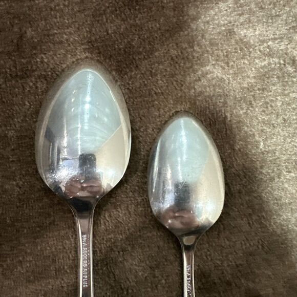 Vtg Wm. A Rogers A1 PLUS Oneida Ltd MEADOWBROOK Replacement Spoons Silver-Plate - Picture 7 of 11